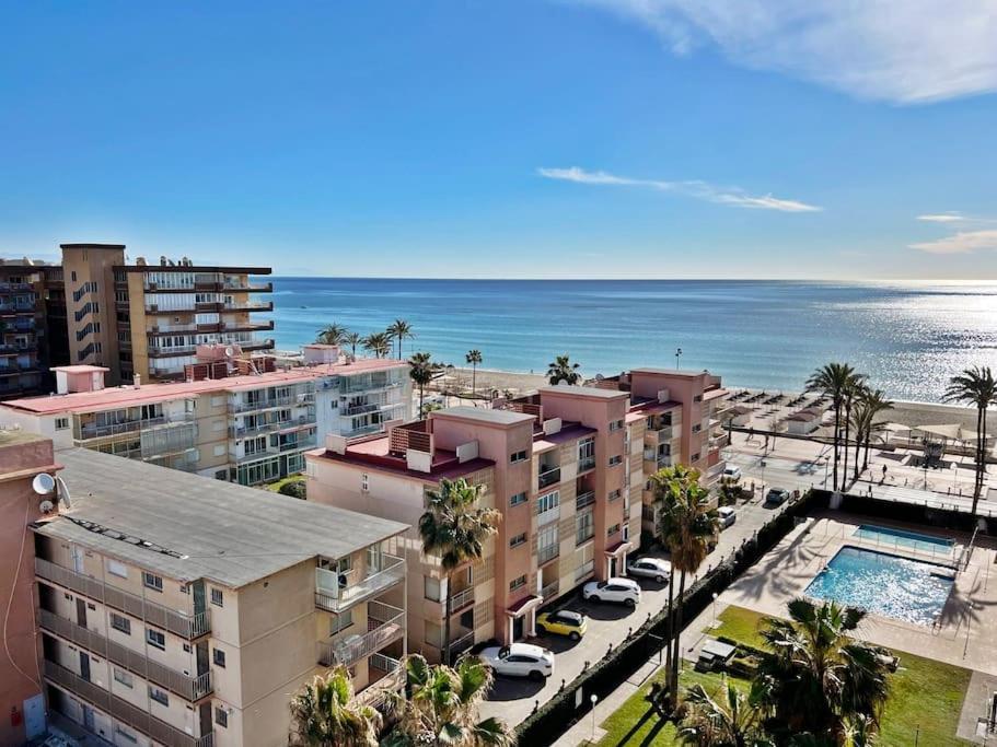 Bonito Atico En Primera Linea De Playa Con Piscina 푸엔히롤라 외부 사진